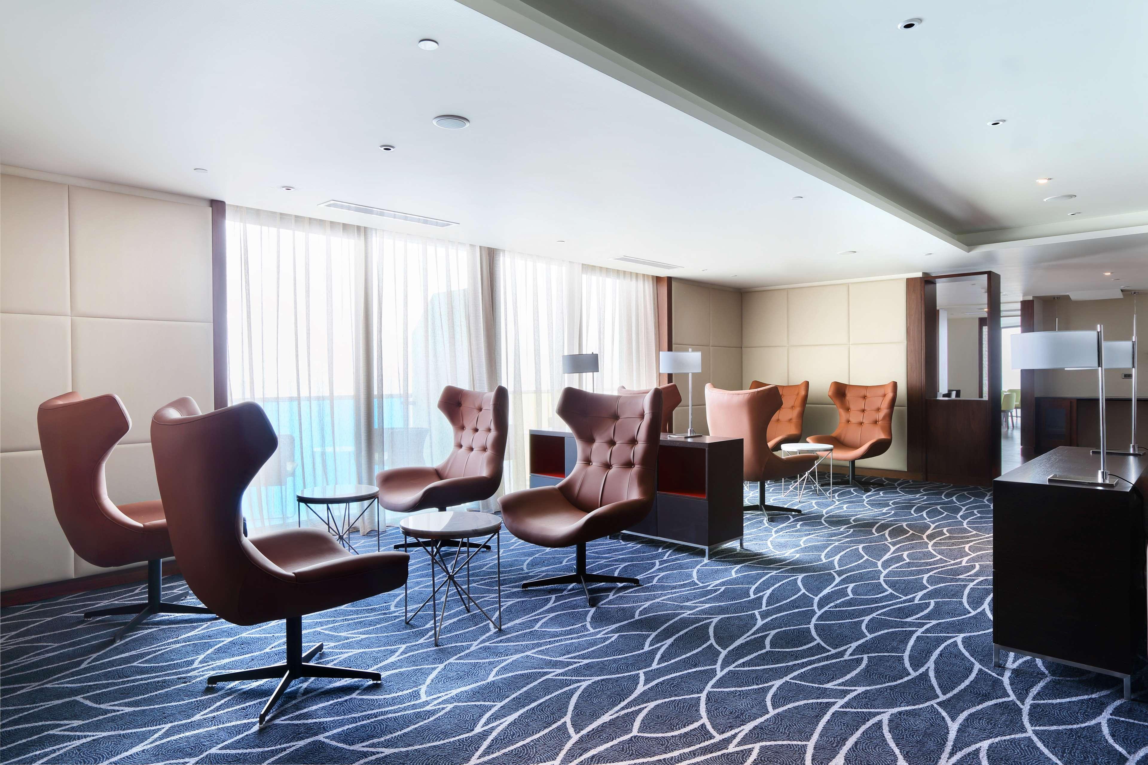 Hilton Hotel 5*